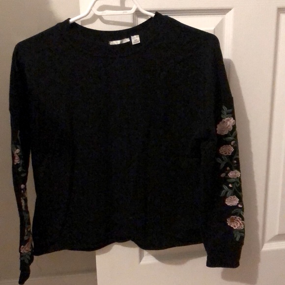 Cropped Long sleeve - Picture 1 of 3